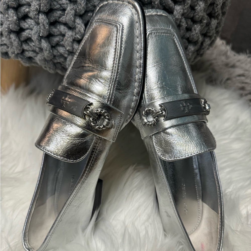 TORY BURCH women loafer